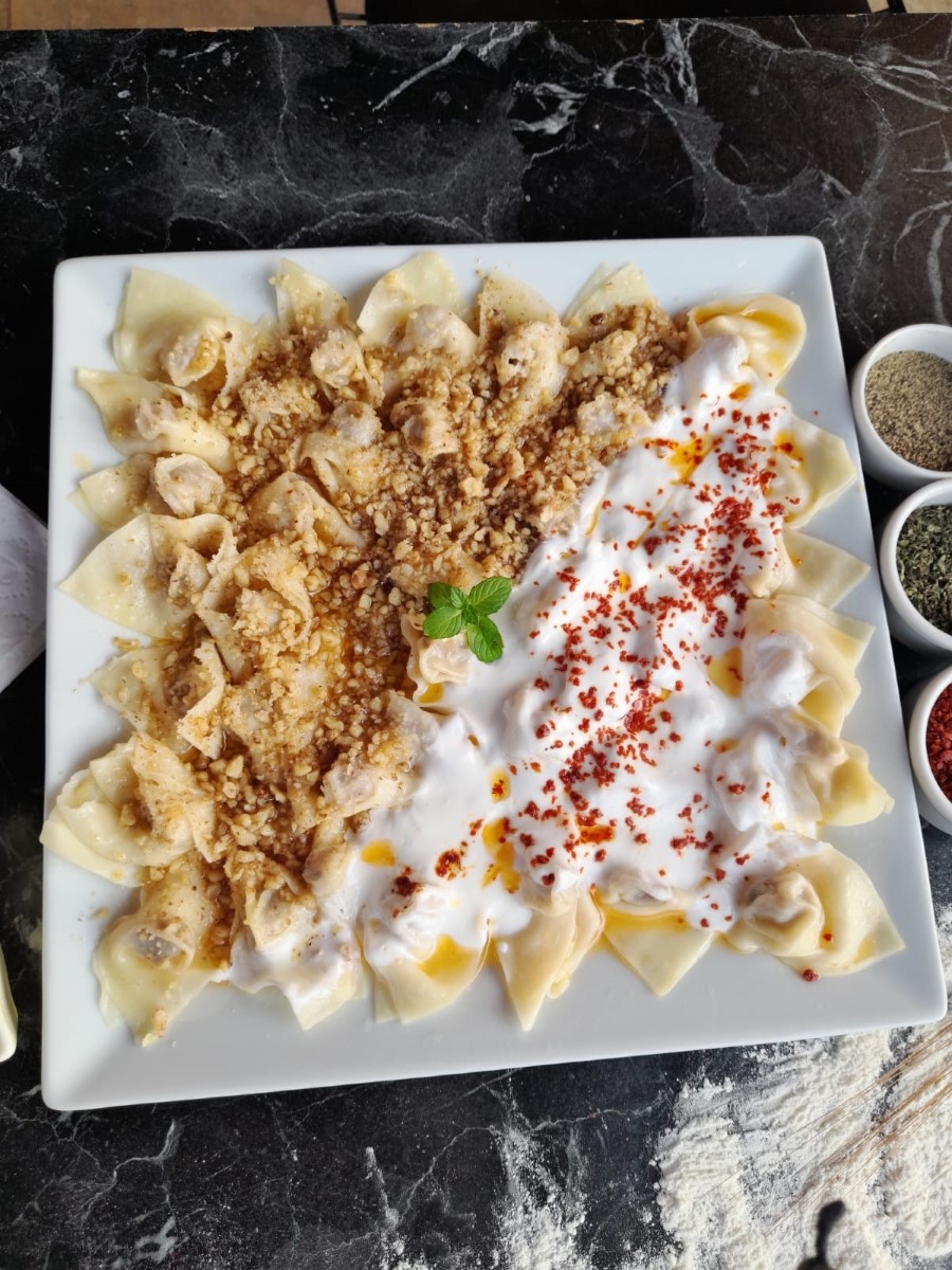 sinop yemekleri, sinop yemekleri nerede?, istanbul sinop lokantası, istanbul sinop restoran, sinop mantısı istanbul, halime şahin sinop yemek sofrası,