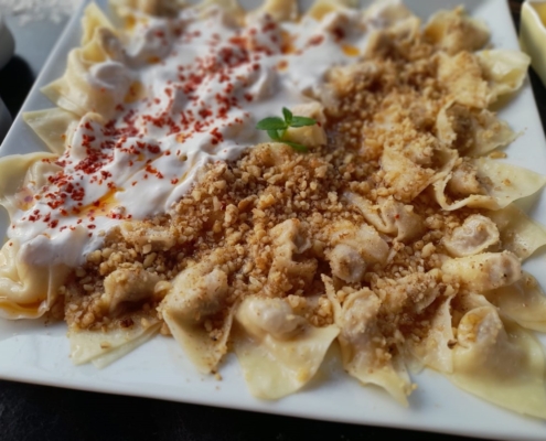 sinop yemekleri, sinop yemekleri nerede?, istanbul sinop lokantası, istanbul sinop restoran, sinop mantısı istanbul, halime şahin sinop yemek sofrası,